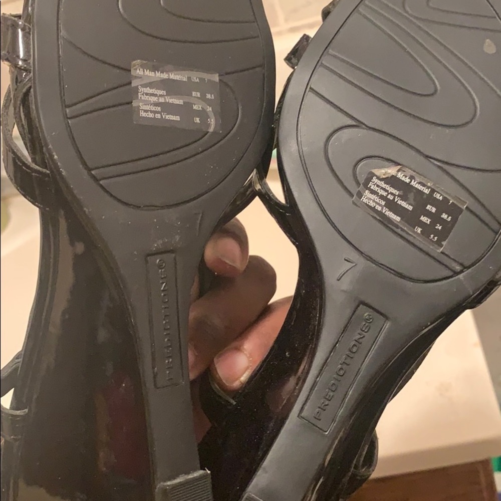 Predictions shoes - Picture 7 of 8